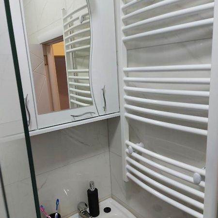 Apartman Mikikiki Belgrad Zewnętrze zdjęcie