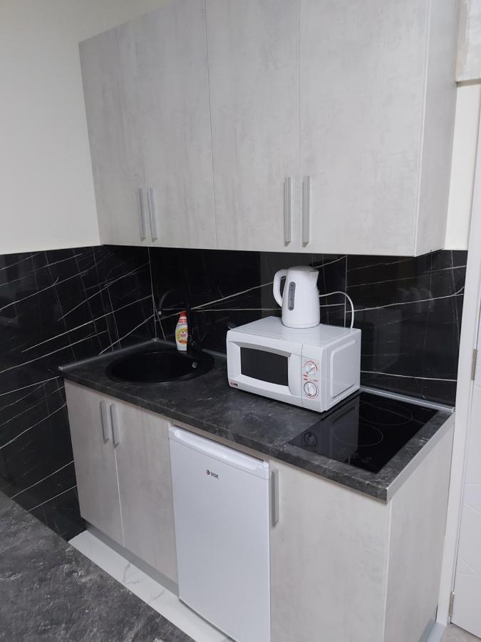 Apartman Mikikiki Belgrad Zewnętrze zdjęcie